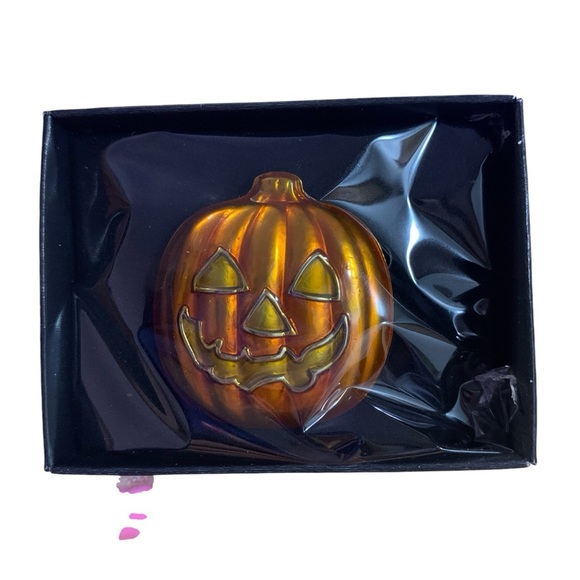 Avon Halloween motif pin pumpkin NIB - Picture 1 of 4